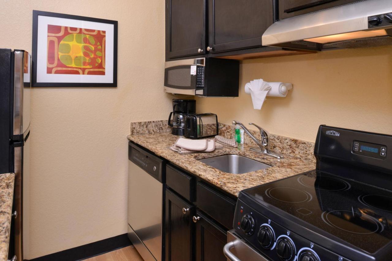 Candlewood Suites Miami Lakes By Ihg Dış mekan fotoğraf